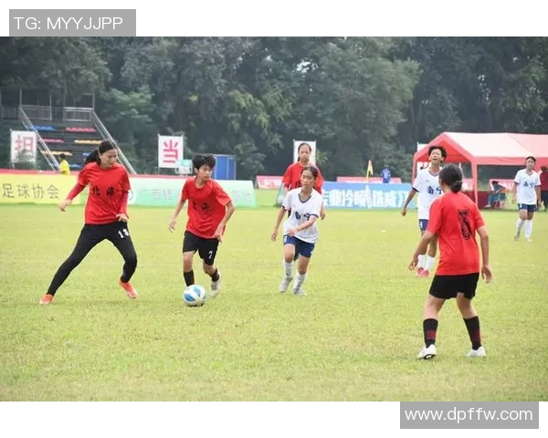 广西女足球崛起之路：奋勇拼搏展现青春风采与团队精神